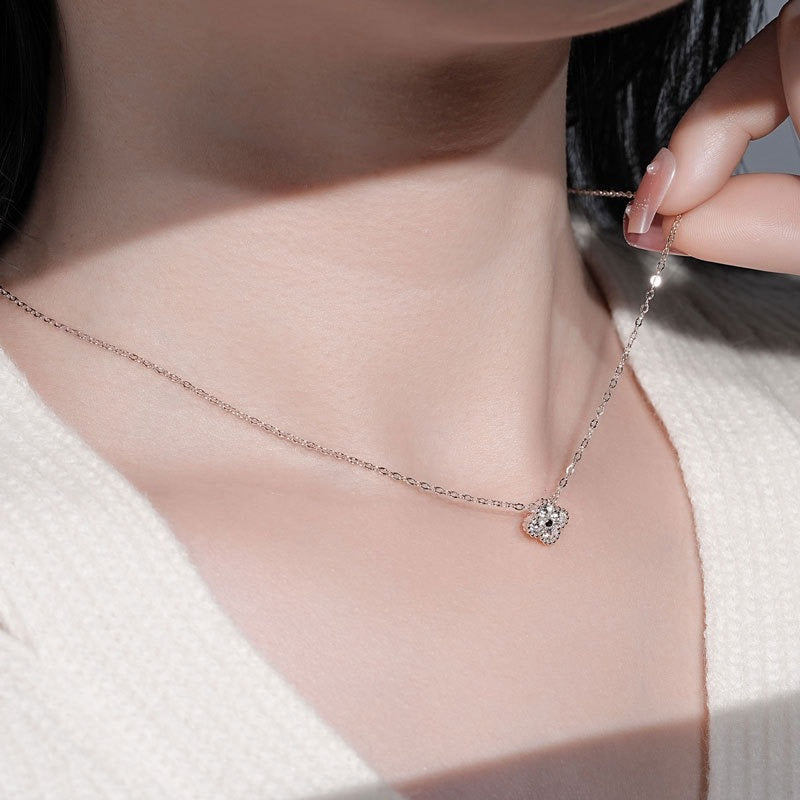 クローバーMoassanaito clover flower necklace